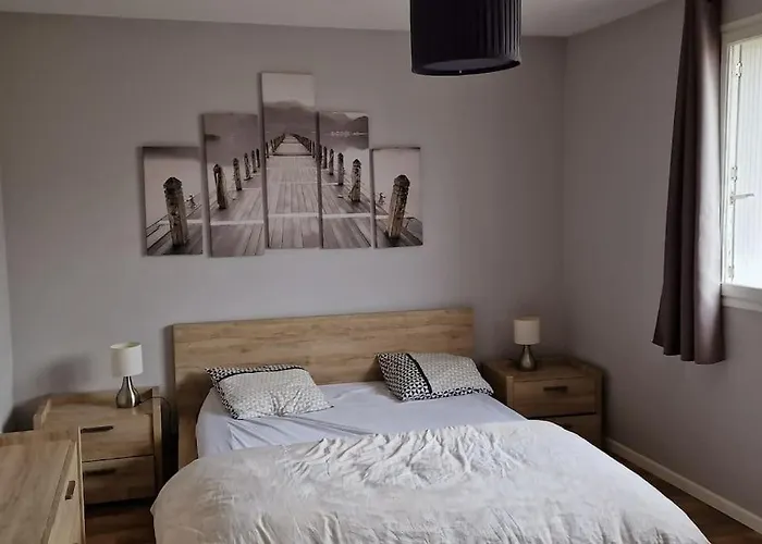 Refuge Urbain Chic Avec Balcon Apartament